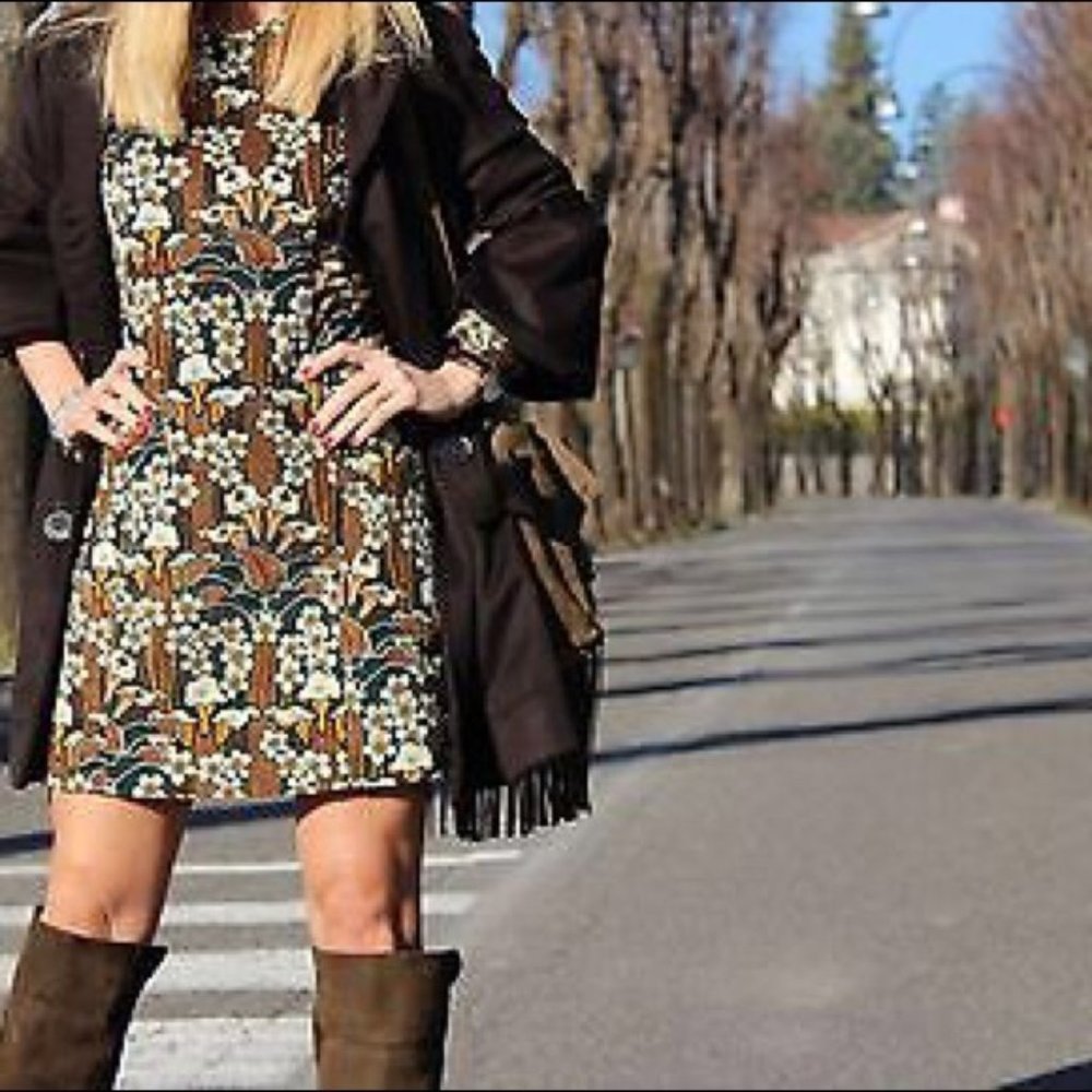 Zara light corduroy dress 70's floral pattern